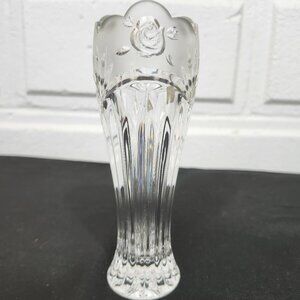 Oneida Crystal Southern Garden Bud Vase